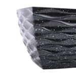 PLASTIC POT